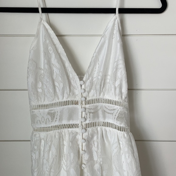 White lace button up dress. Size small. - Picture 2 of 4